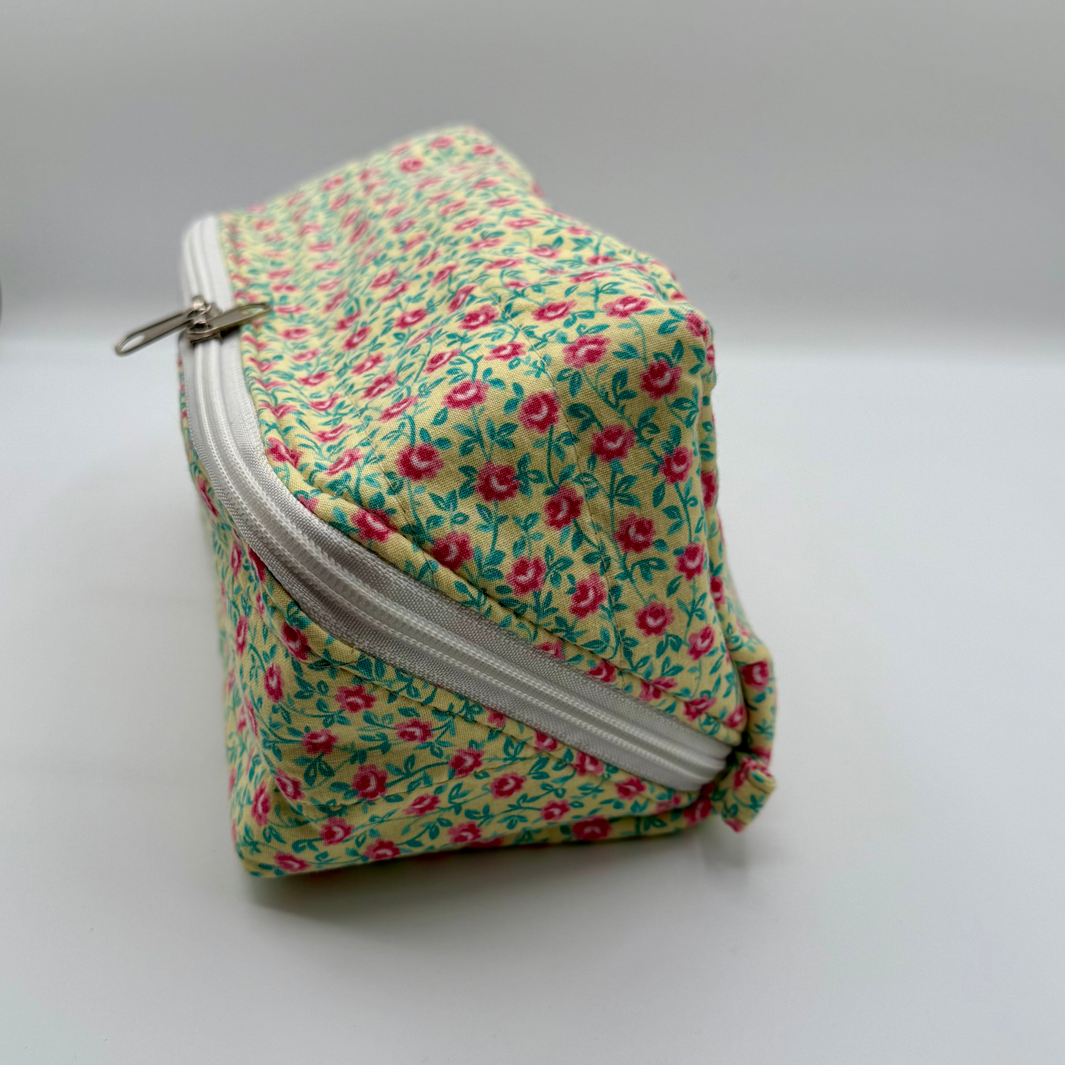 Open Tray Pouch Vintage