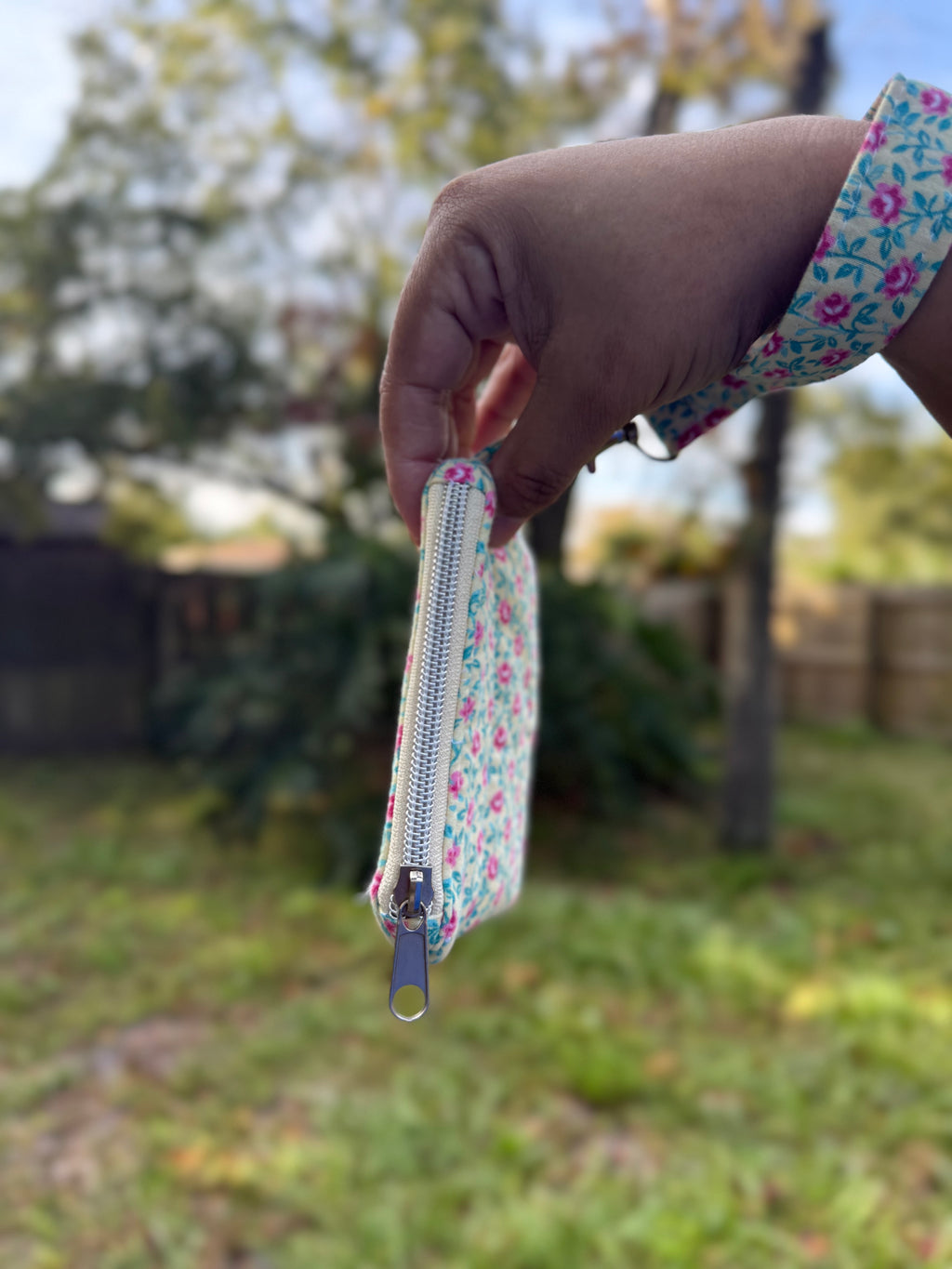 Wristlet Wallet Vintage Rose