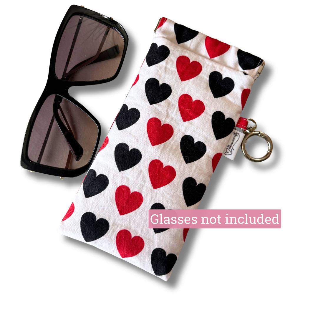 Sunglass Case Flexi Frame - Queen Hearts