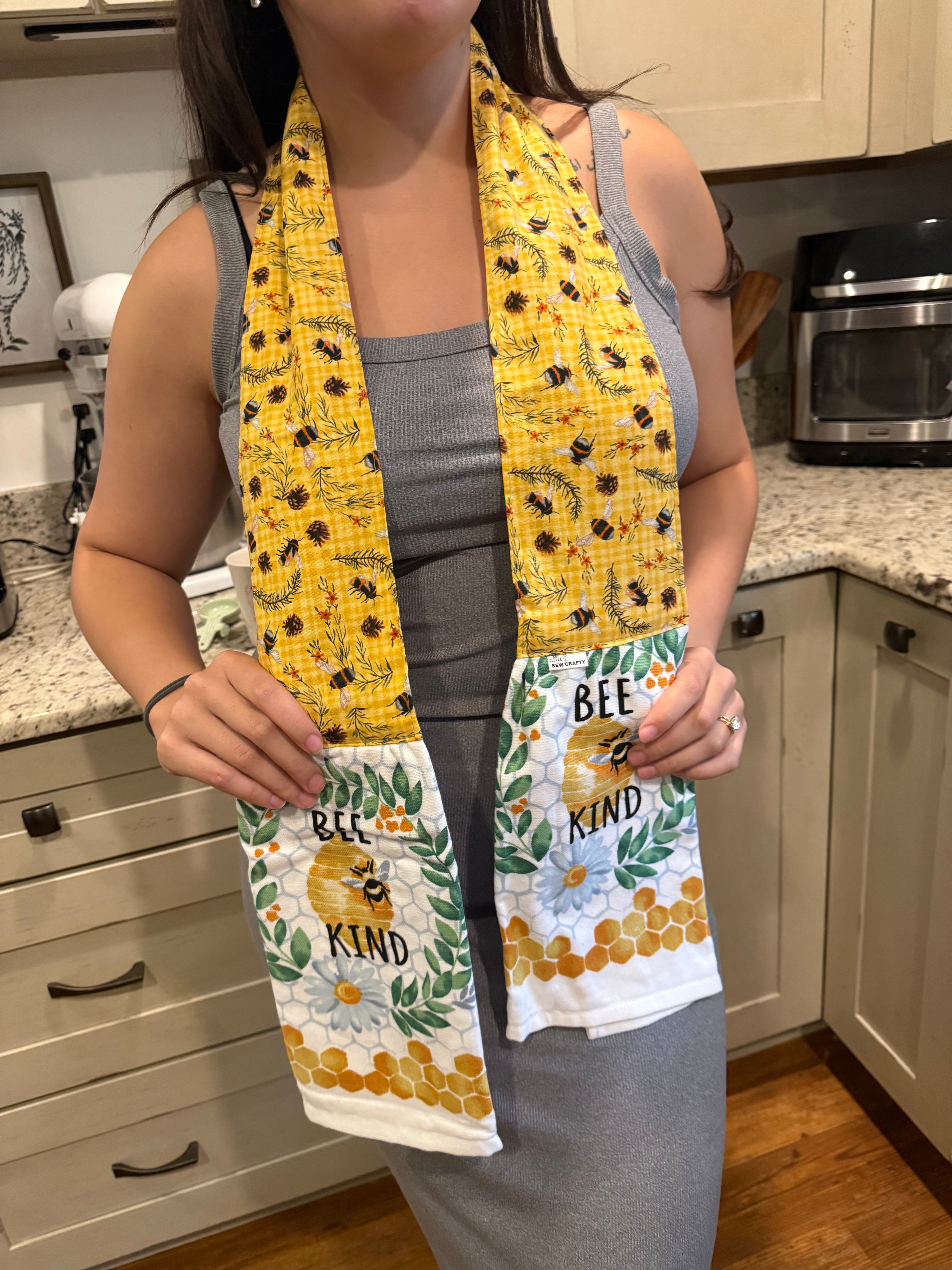 Kitchen Neck Scarf Towels - Bee Kind