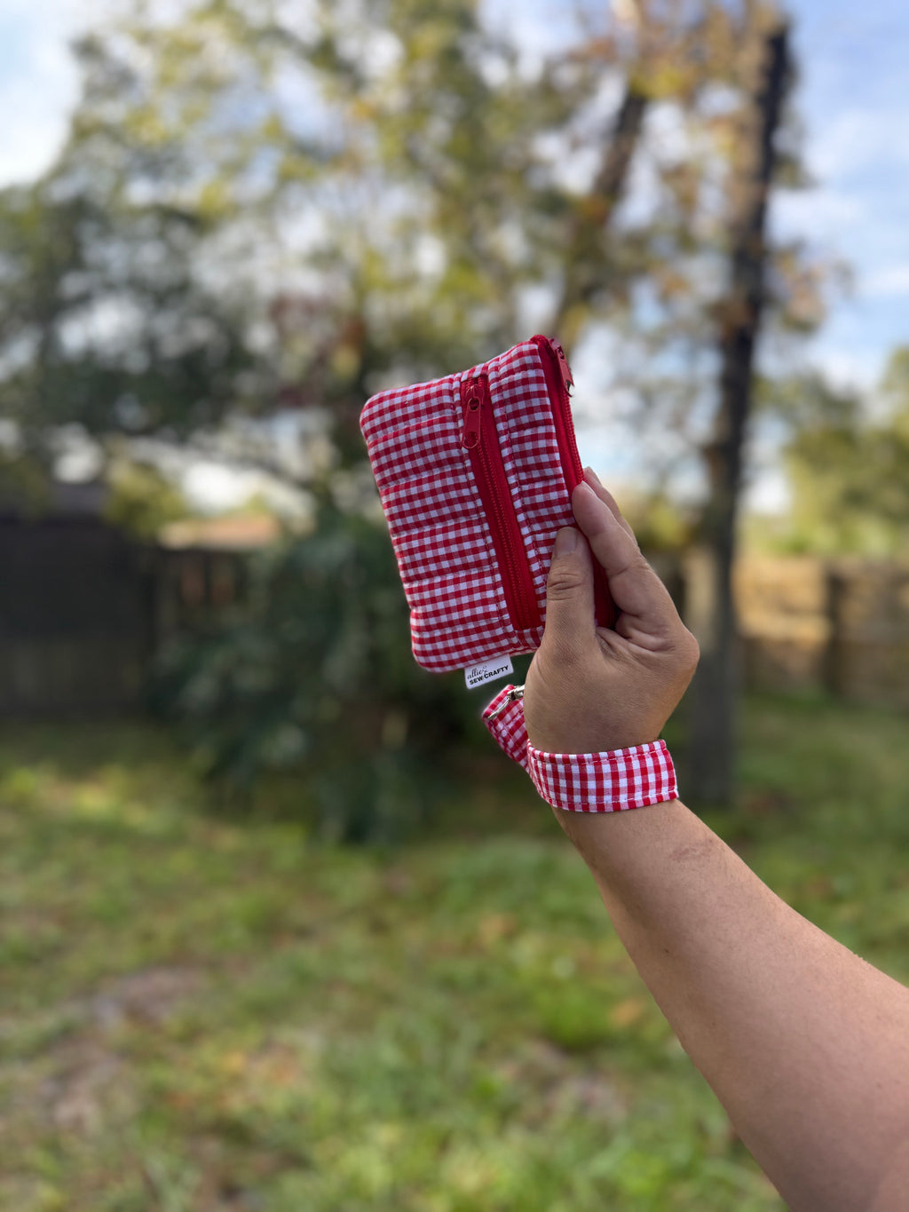 Double Zipper Wristlet Wallet Red Gingham