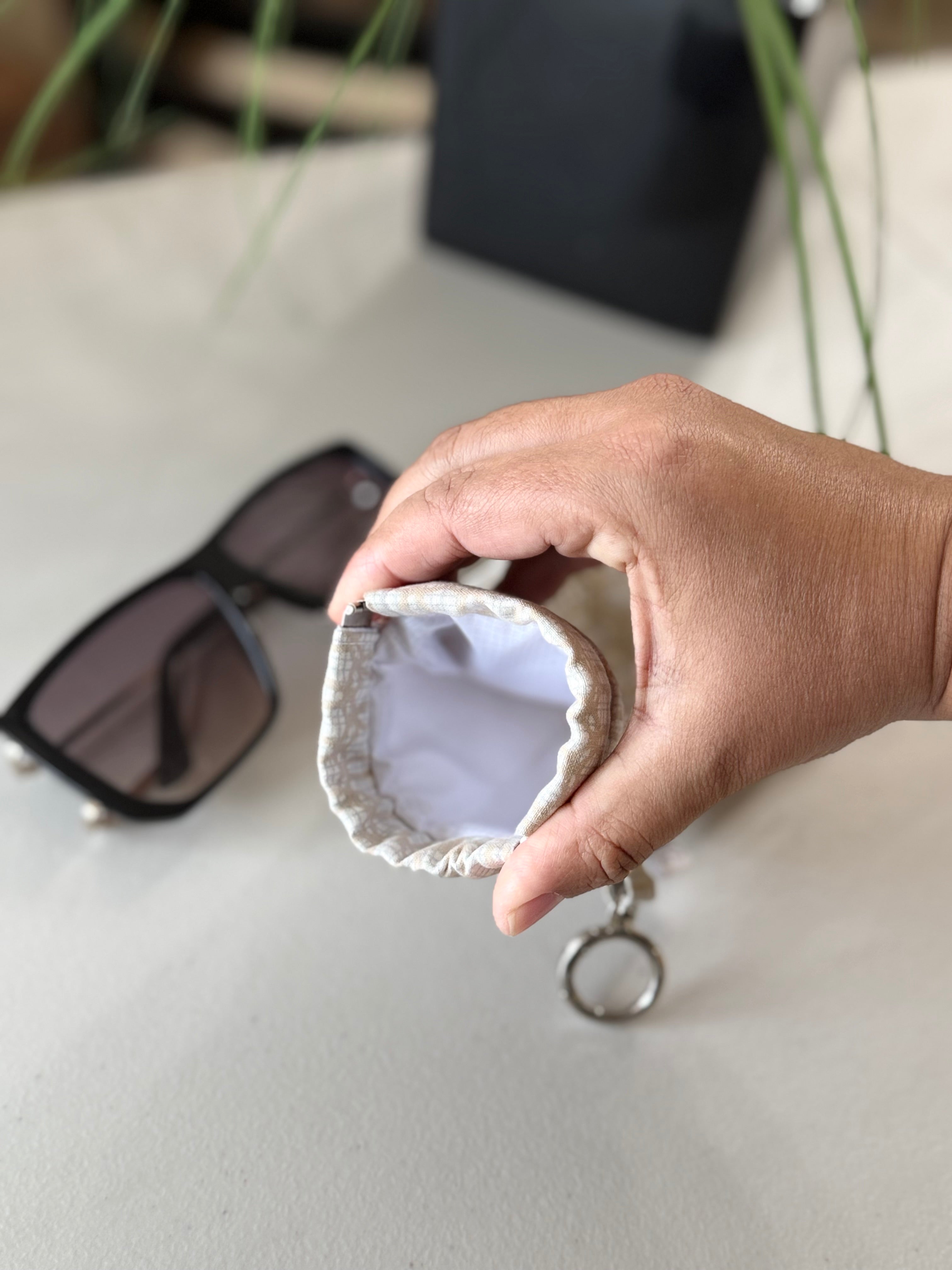 Sunglass Case Flexi Frame - Beige