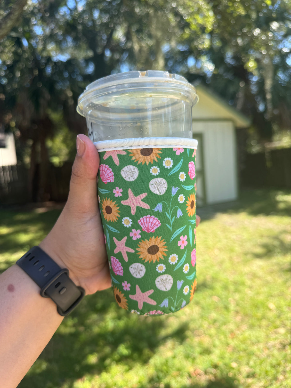 Beachside Cottage | MD Reusable Coffee Sleeve