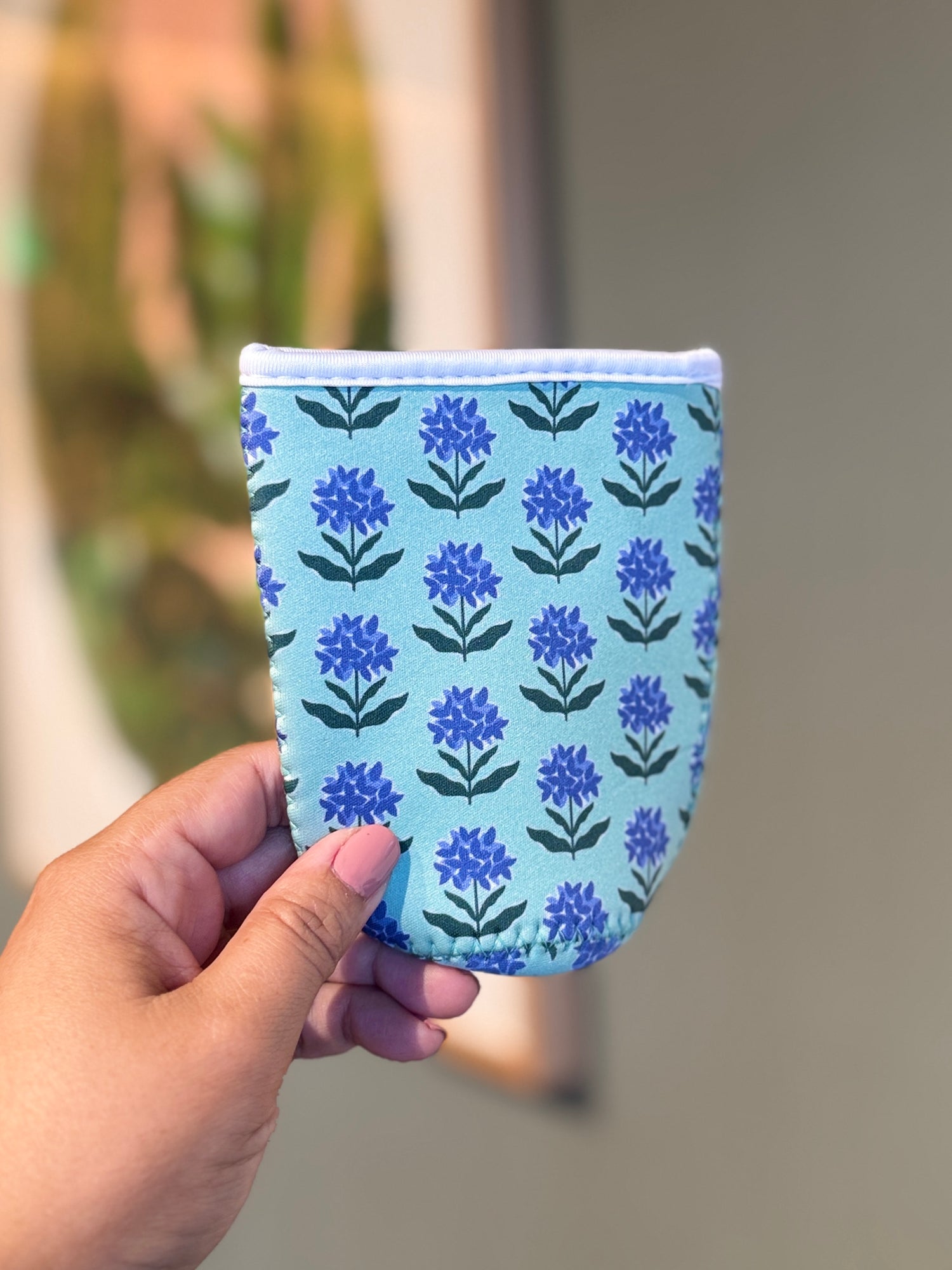 Hydrangeas | MD Coffee Sleeve
