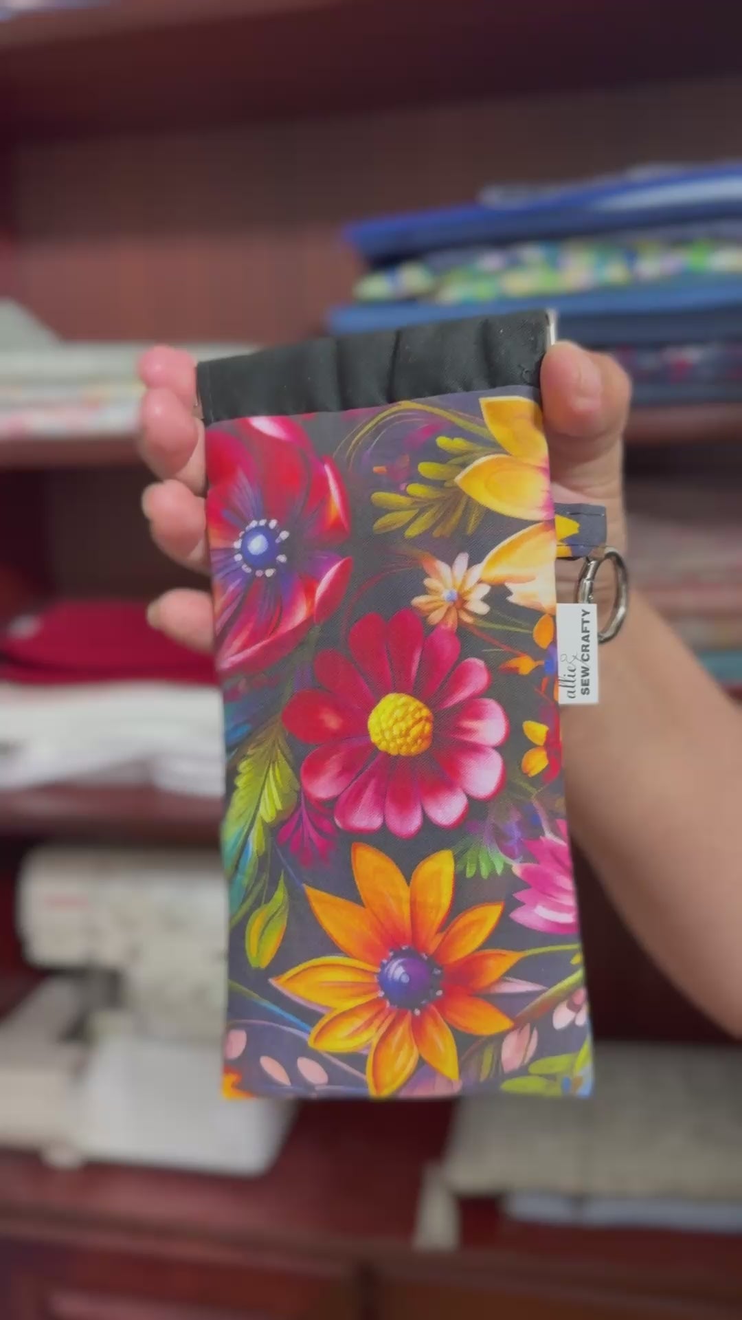 Sunglass Case Flexi Frame - Bold Big Flowers